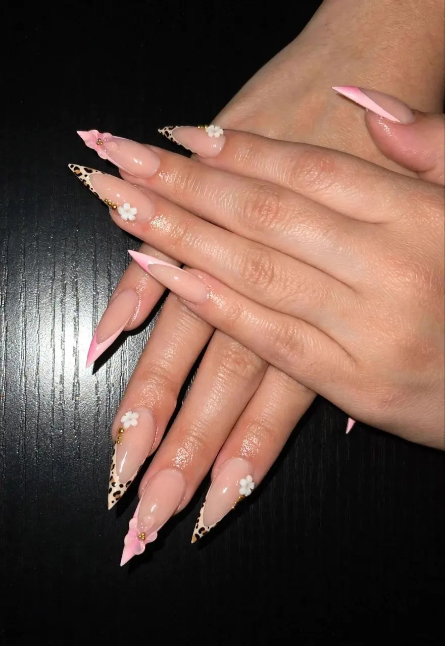 Εργασία νυχιών 3 – Elegant Nails Αγρίνιο